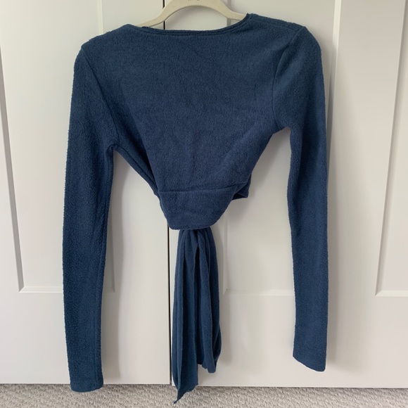 Urban Outfitters Soft Tie Top - Picture 2 of 4